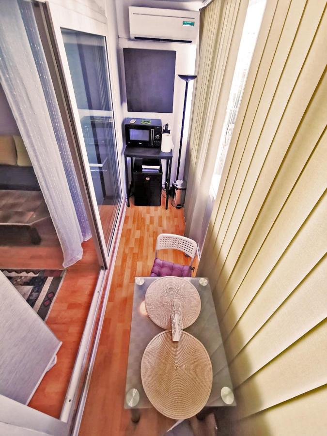 Cozy Studio Athenee Lägenhet Bukarest Exteriör bild